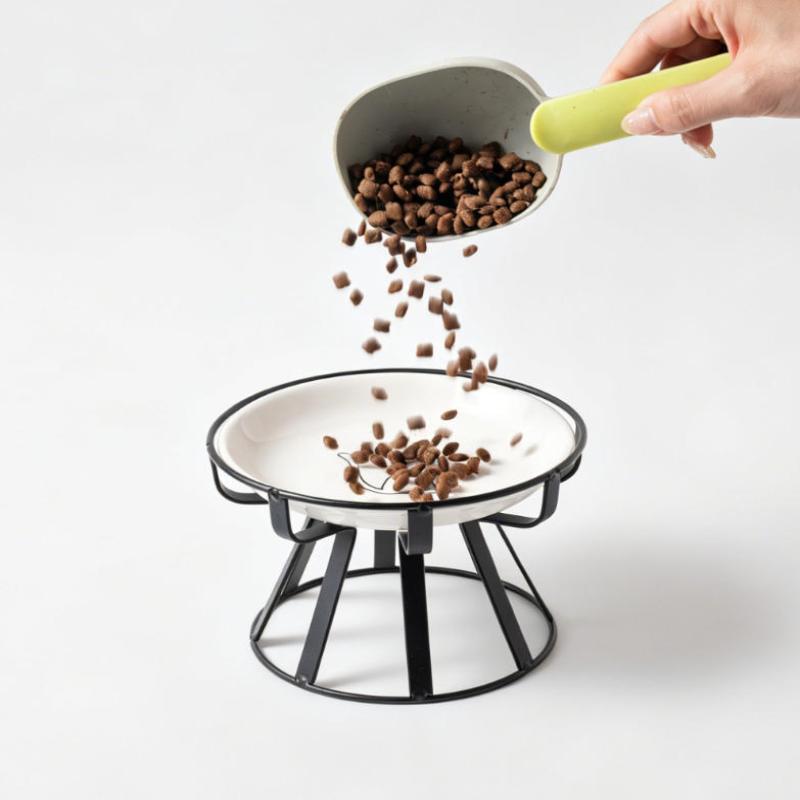 1/2Pcs Food Water Snack Feeder - مراجعة Food Snacks Drinks وسعره