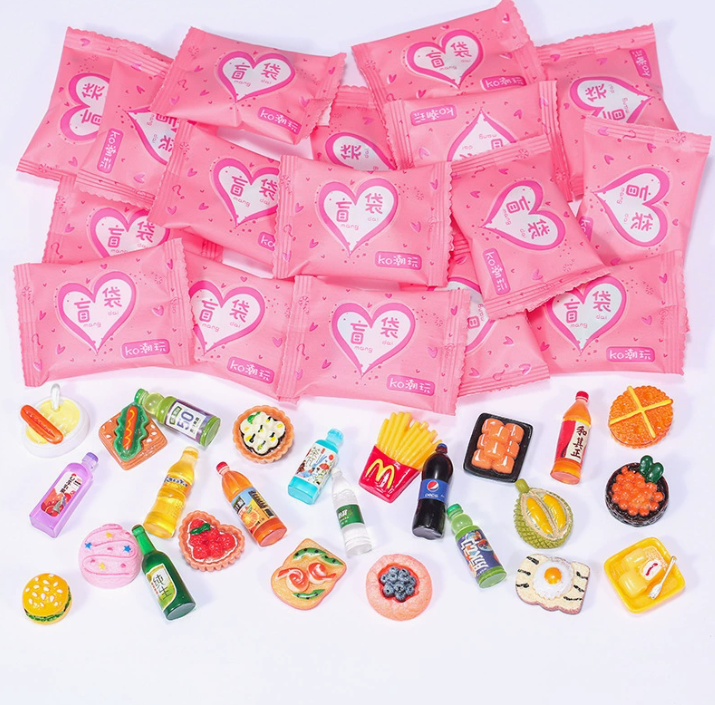 Random Style Bag Miniature Foo - مراجعة Food Snacks Drinks وسعره