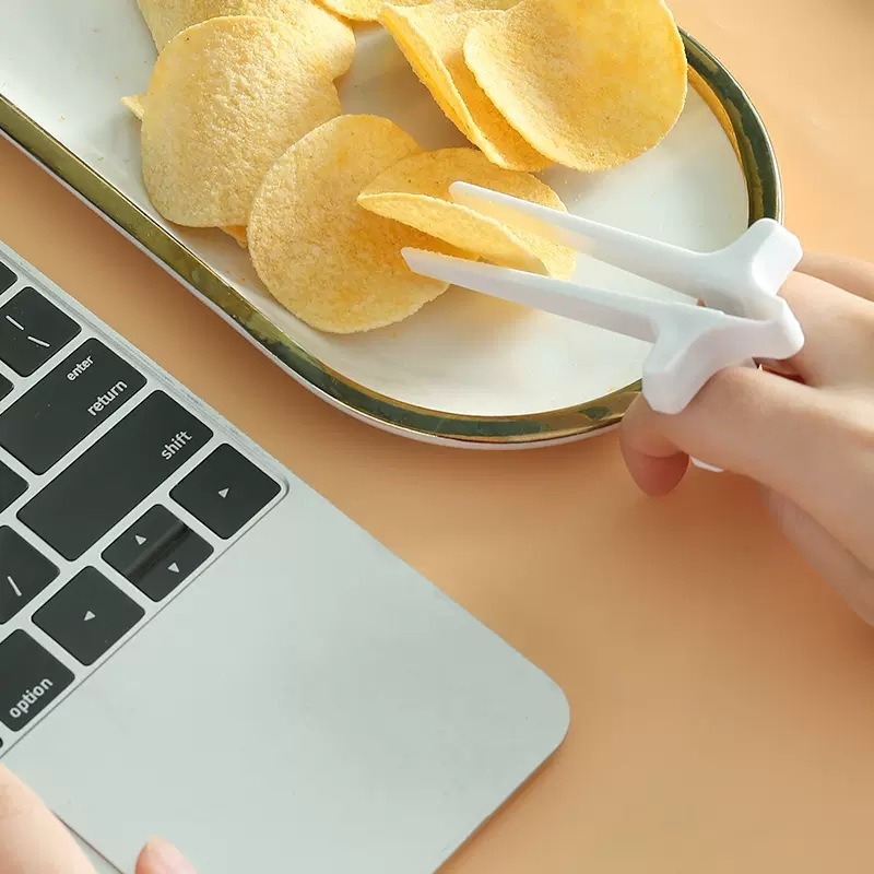 1PC Lazy Fingers Chopsticks Pl - مراجعة Food Snacks Game وسعره
